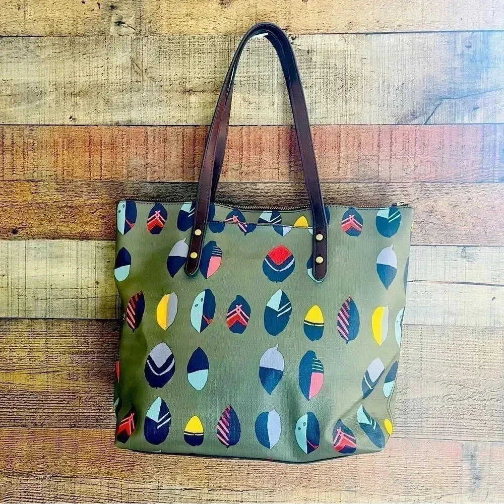 NWOT Fossil Feather/Leaf Print Rachel Leather Tote With Key Charm - Picture 2 of 8